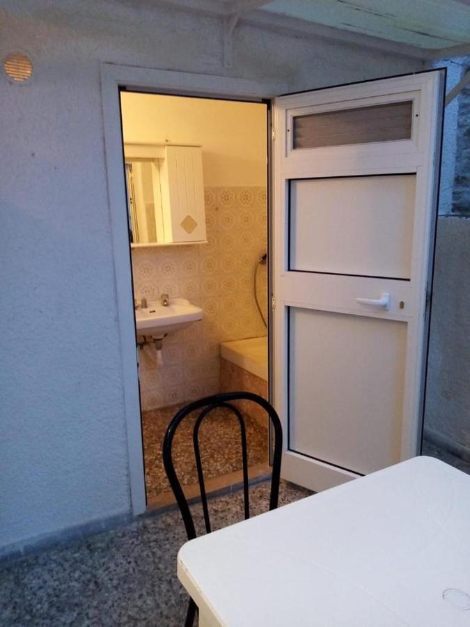 Villa Dimora Storica Fronte Mare Con Terrazzo Privato Torre Canne Exterior foto